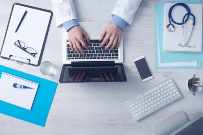 doctor_computer