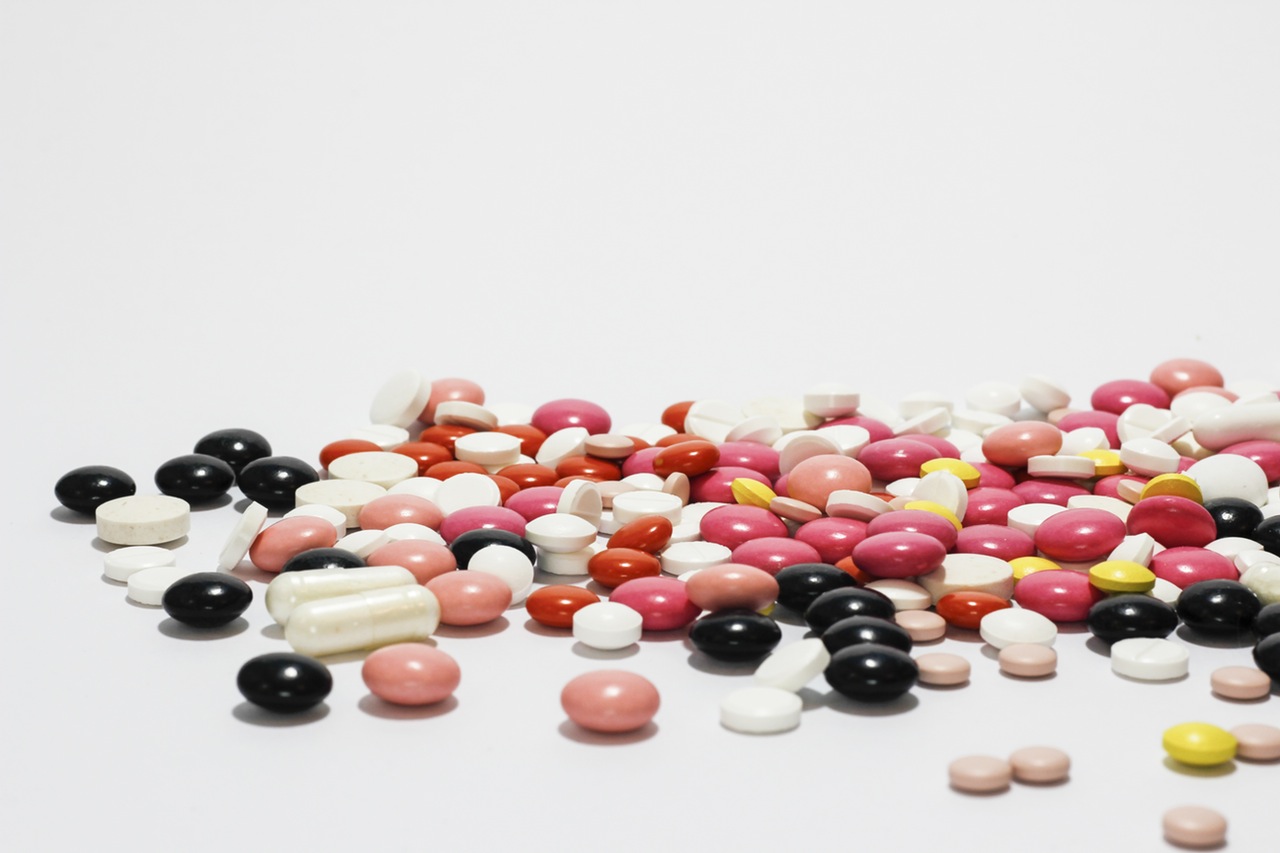 medications-cure-tablets-pharmacy-56612.jpeg