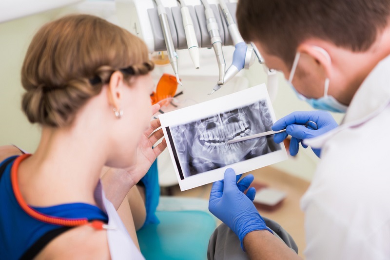  Understanding the Difference Between Orthodontists and Regular Dentists