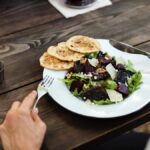 Tips For Eating Healthy at Restaurants