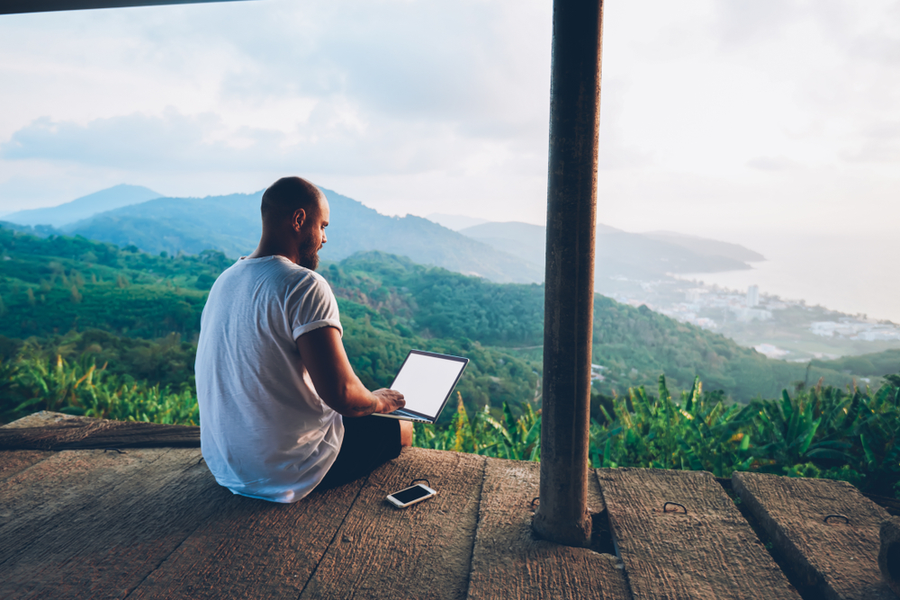  New Data Adds Fuel To The Debate On Health Benefits Of Remote Work