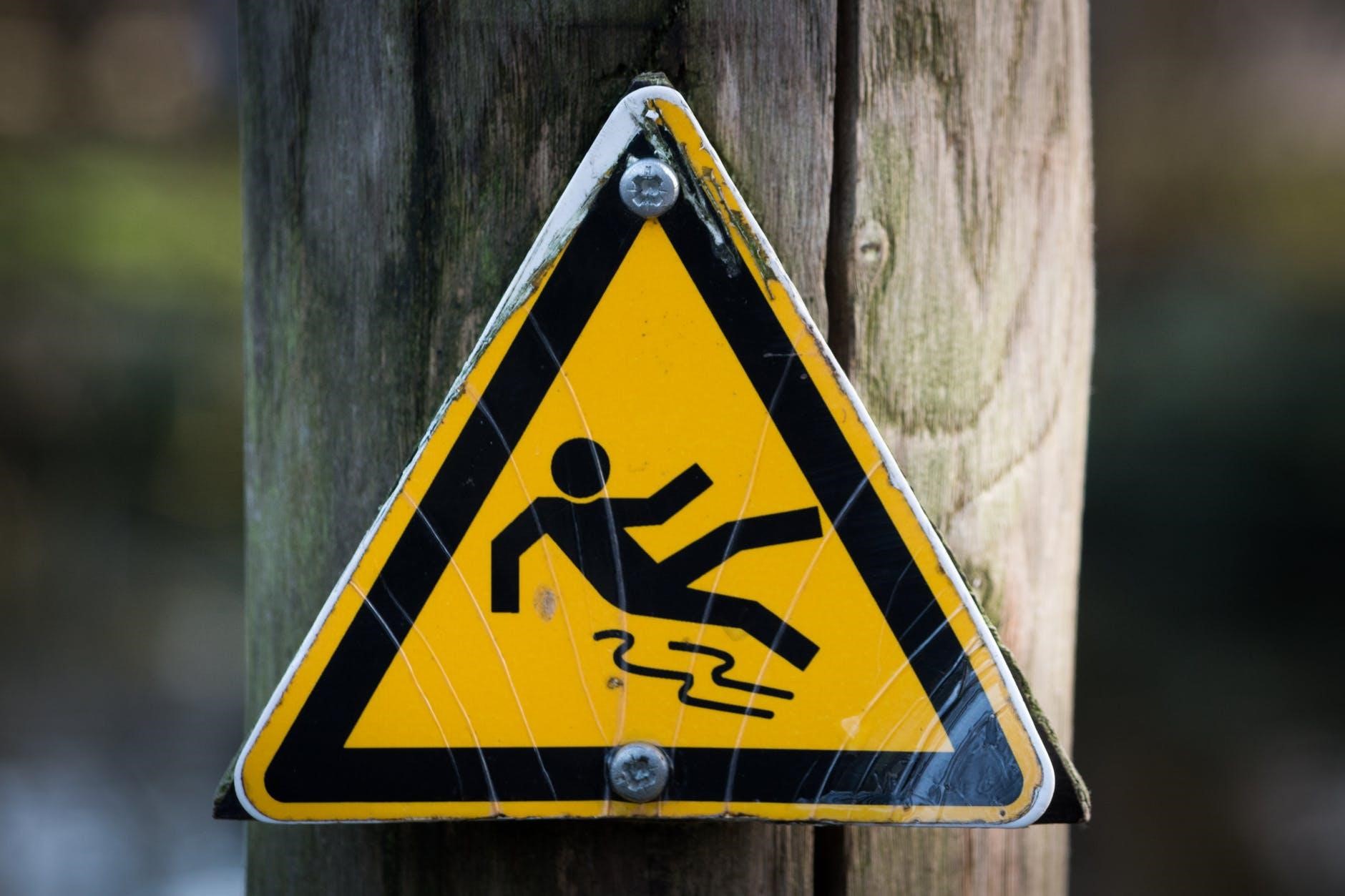 Don't Ignore A Bad Fall: Signs You Need To Be Aware Of