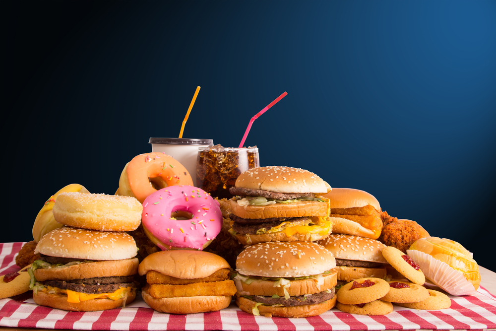  7 Reasons Why Junk Food Mimics Drug Addiction