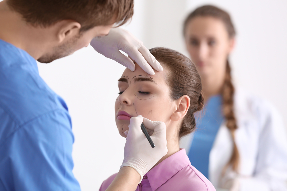  Seven Common Plastic Surgery Complications People Tend To Ignore