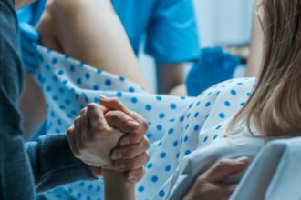 childbirth recovery tips while giving birth