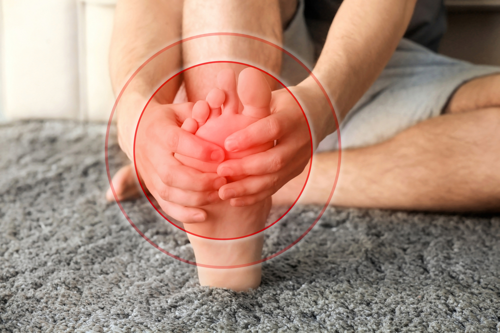 How to Deal With Chronic Foot Pain?