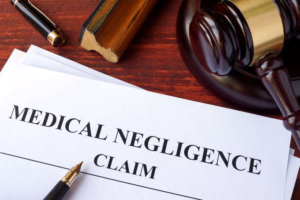  Signs You’re the Victim of Medical Negligence – What Should You Do?