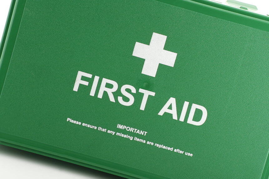 take a first aid course to save lives