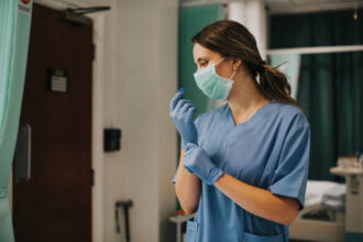 healthcare workers with gloves