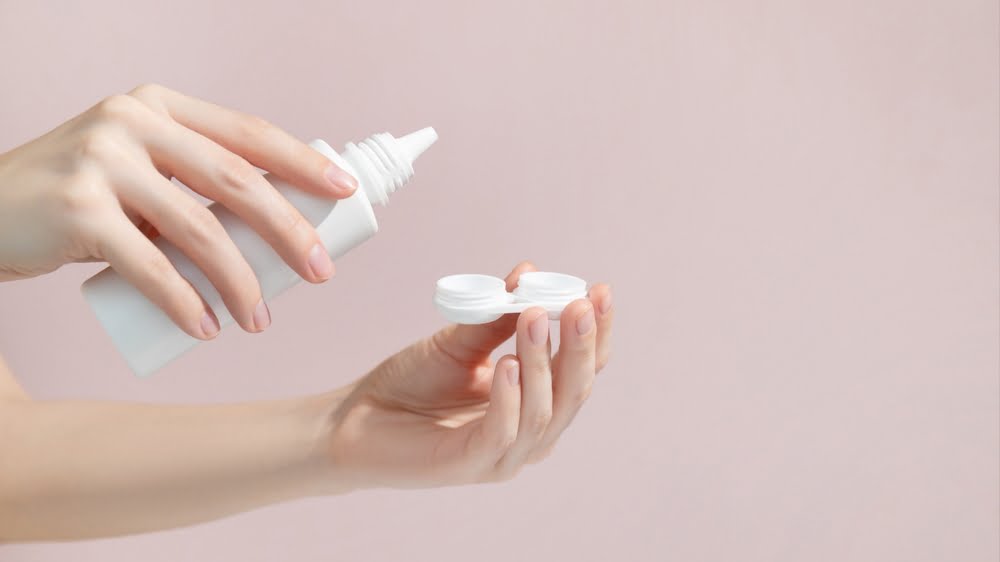 9 Ways to Care for Your Contacts to Improve Vision Health