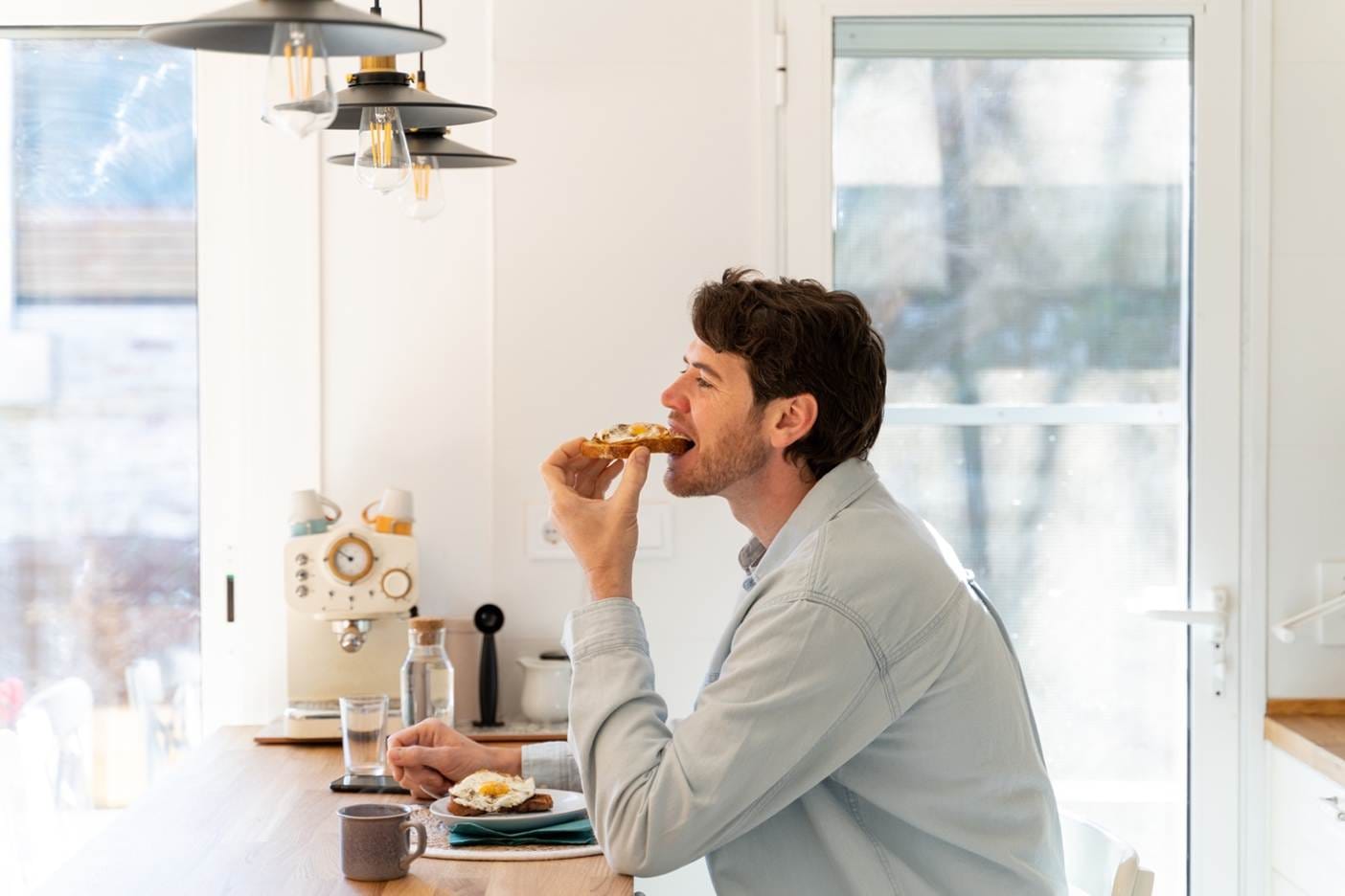 毎日の食べ物があなたの体の内側と外側にどのように栄養を与えますか