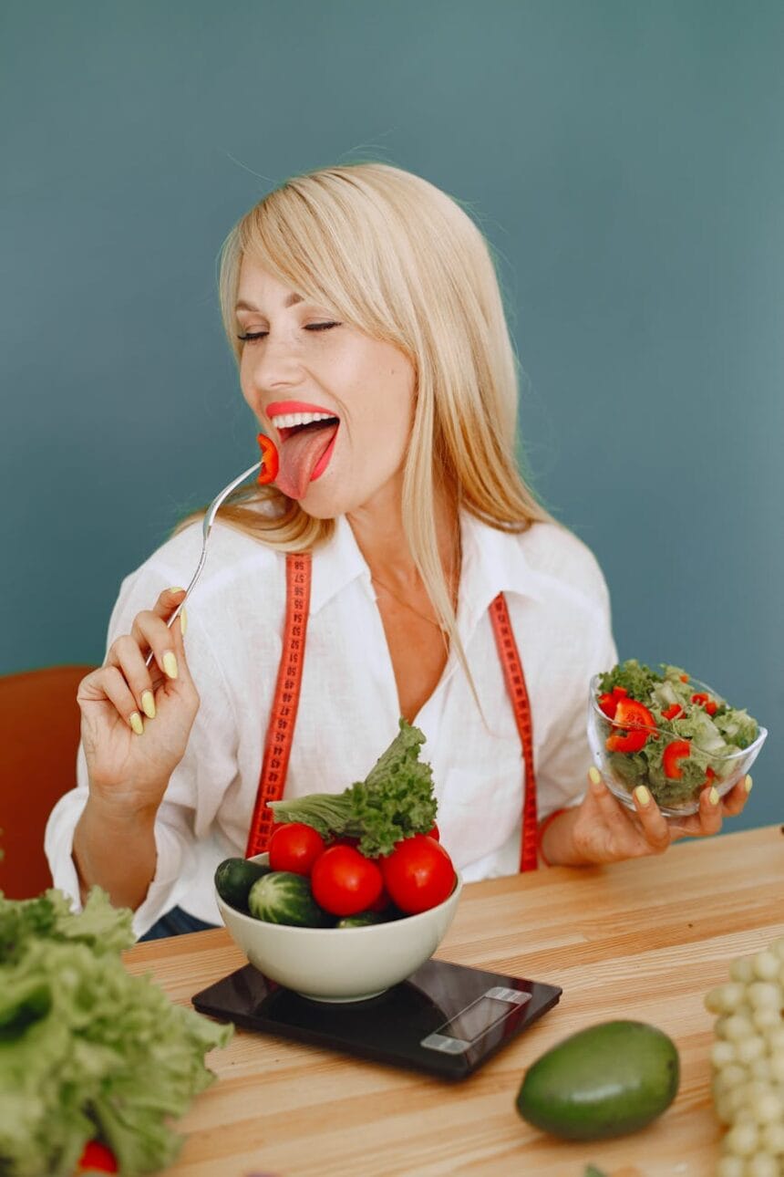 woman eating a salad